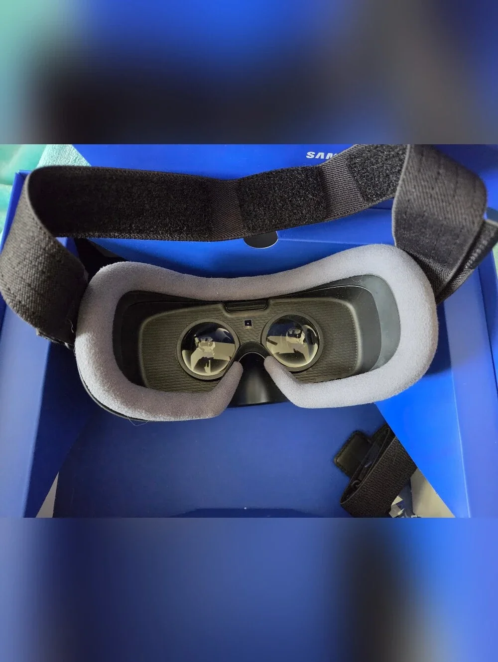 Samsung VR Headset Oculus SM-R323